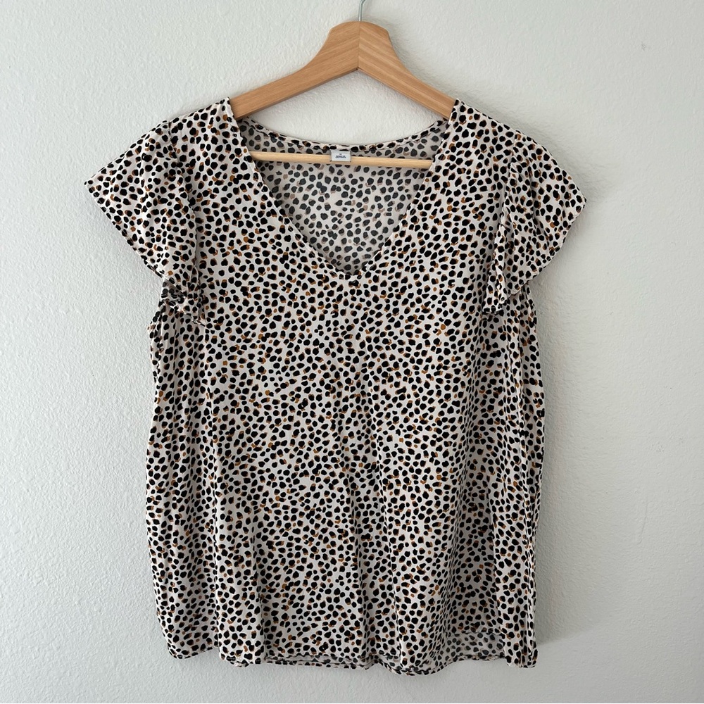 Old Navy Flutter Sleeve V-Neck Blouse